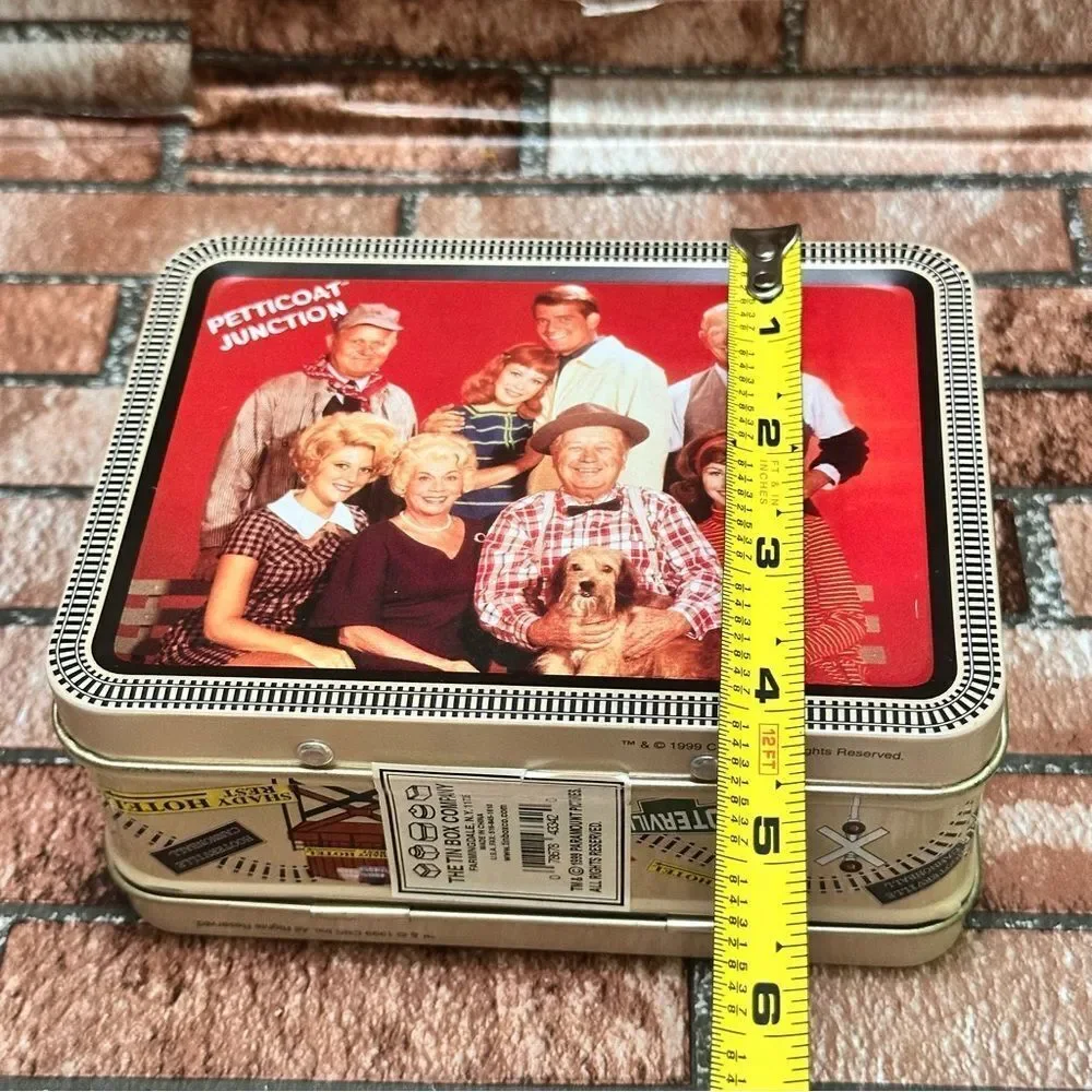 PETTICOAT JUNCTION Vintage 1999 Tin Metal Box